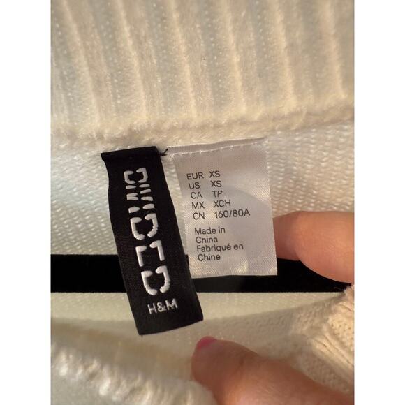 H&M Divided Women's Cream Patterned Oversized Jacquard Knit Jumper Size XS - Picture 6 of 6